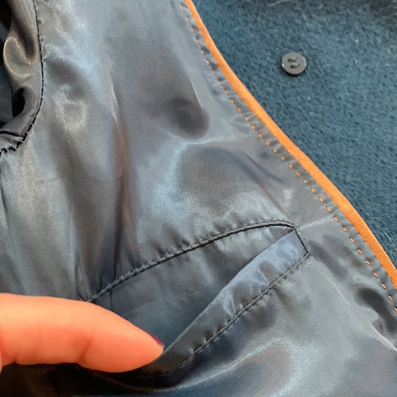 Le Chateau wool and polyester pea coat. - Picture 6 of 6